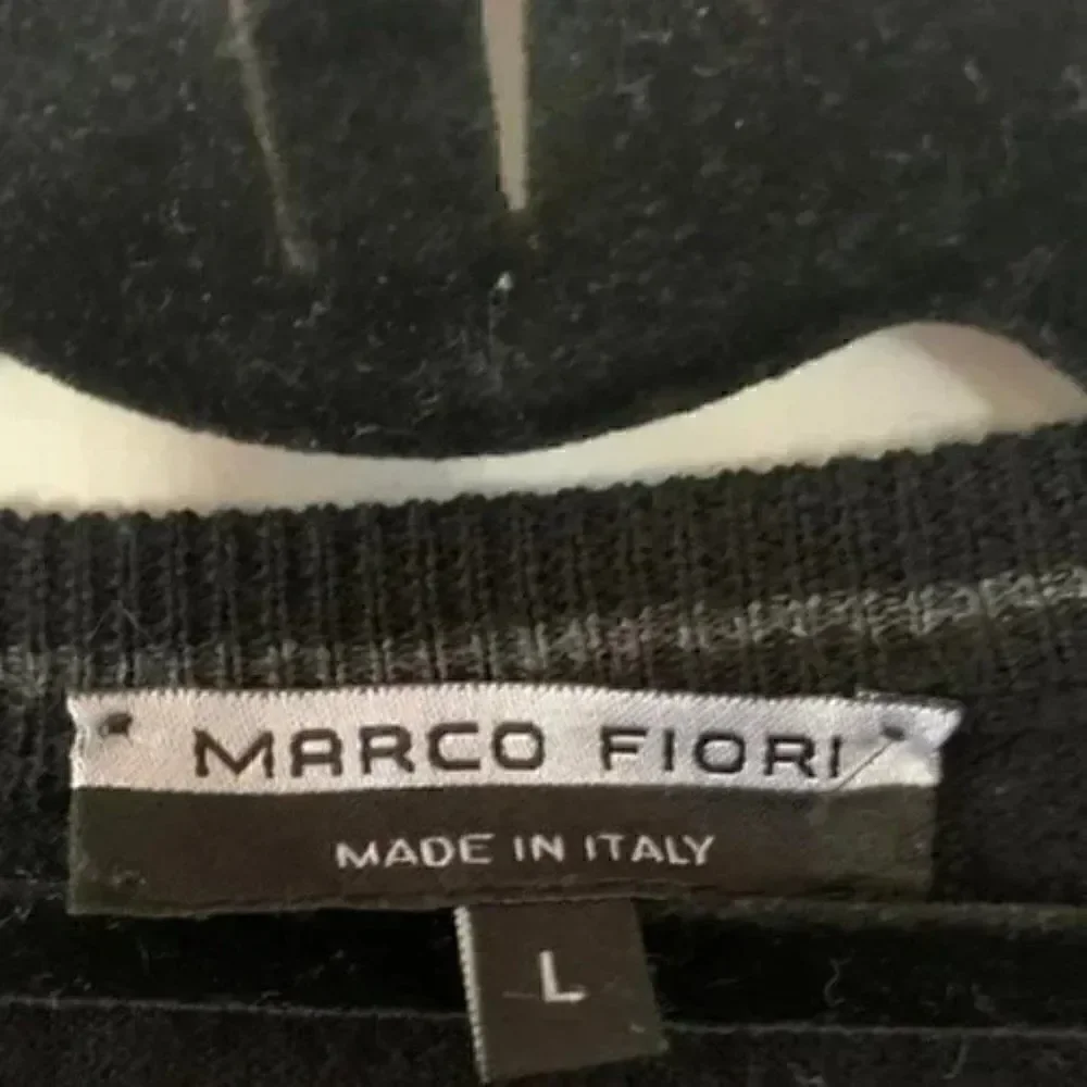 Marco Fiori Men’s Merino Wool V Neck Sweater size L